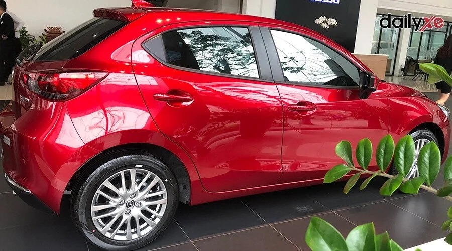 Thân xe thiết kế liền mạch